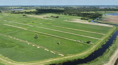 Luchtfoto landbouwpercelen.